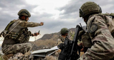Suriye ve Şanlıurfa'da metropollerde eylem yapmayı planlayan 2 PKK'lı terörist 3 kilo patlayıcıyla yakalandı!