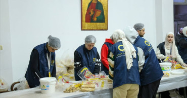 Suriye'de İlişkileri Güçlendiren Sahur Yardımları