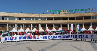 Suriyeli Öğrencilerden Barış Pınarı Harekatı'na Destek