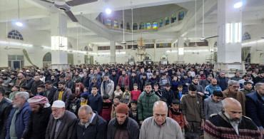 Suriye'nin Kurtarılan Bölgelerinde İlk Teravih Namazı Coşkusu
