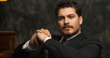 Süslü Korkuluk Dizisiyle Ekranlara Gelecek Olan Çağatay Ulusoy’un Partneri Belli Oldu!