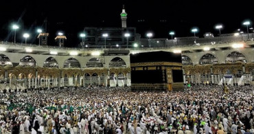 Suudi Arabistan: Hac Planlarınızı Bir Süre Erteleyin