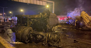 TAG Otoyolu’nda yine katliam kaza: Tır 3 aracı biçti! Çok sayıda ölü ve yaralı var