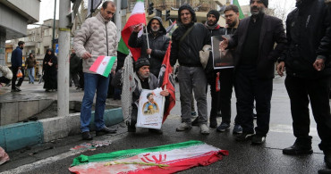 Tahran'da Dünya Kudüs Günü Yürüyüşünde Patlama: 1 Kişi Hayatını Kaybetti