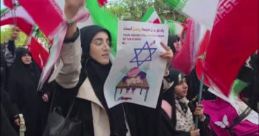 Tahran'da Minab'daki Öğrenciler İçin Anma Töreni