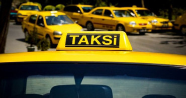 Taksi Şoförü, Bıçakla UBER Sürücüsüne Saldırdı