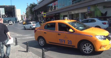 Taksici Yaralı Kadını Aracına Almadı