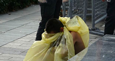 Taksim Meydanı'nda Çırılçıplak Halde Bulundu