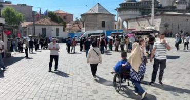 Taksim'de Doğalgaz Kesintisi Esnafı Tüpe Zorladı