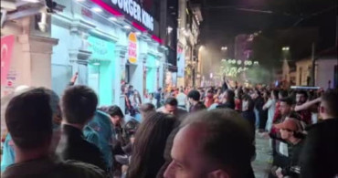Taksim'de Galatasaray Şampiyonluk Kutlamasında Kavga