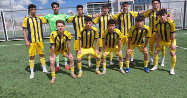 Talas Belediyespor U19 Takımı, Adanaspor'u 2-1 Yendi