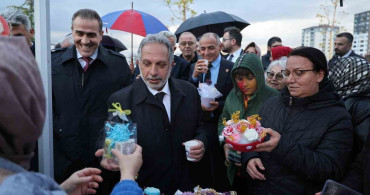 Talas'ta Baharın Müjdecisi: Çiçek Festivali Başladı