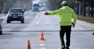 Tam Kapanma Başladı! Polis Bu Belgesi Olmayana Acımayacak