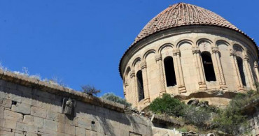 Kilise Ölüm Korkusu Yaşatıyor