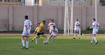 Tarsus ve Gönyeli Arasında Dostluk Maçı Düzenlendi
