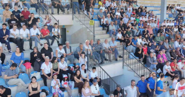 Tarsus'ta Renkli Bir Futbol Turnuvası Başladı