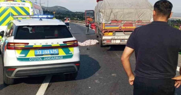 Tarsus’ta tır ile çarpışan motosiklet kazasında 1 kişi hayatını kaybetti
