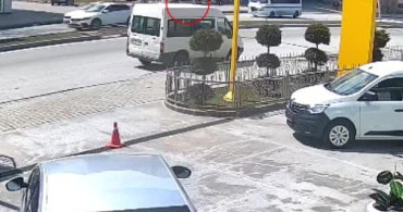 Tatvan'da Dolmuş Kazası: 4 Yaşındaki Çocuk Hayatını Kaybetti