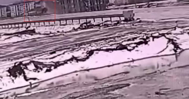 Tatvan'da Takla Atan Otomobilde Sürücü Yaralandı