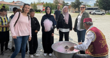 Tavşanlı MYO Öğrencilerinden Sevgi Dolusu Etkinlik