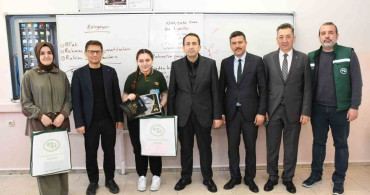 Tavşanlı'da Genç Yetenek: Damla Su Bahadır Bölge İkincisi Oldu