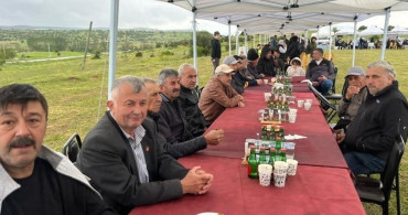 Tavşanlı'da Hıdırellez Coşkusu Yağmura Rağmen Sürüyor