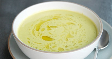 Tavuk Suyuna Çorba Tarifi