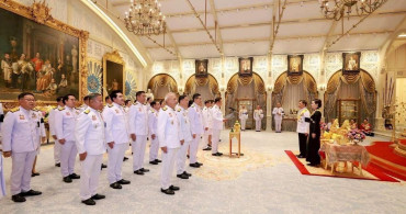 Tayland'da Yeni Hükümet Göreve Başladı