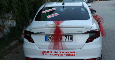 Tayvanlı eşi ile İrlanda’da başlayan aşkı Eskişehir’de çiftetelli oynadıkları düğünle taçlandı