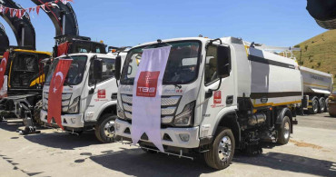 TBB, 121 belediyeye yeni hizmet araçları teslim etti