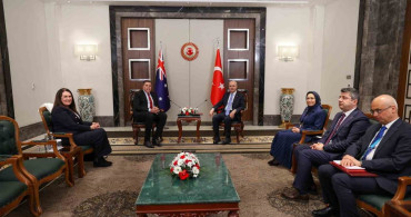 TBMM Başkanı Kurtulmuş, Avustralya Temsilciler Meclisi Başkanı ile Görüştü