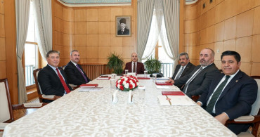 TBMM Başkanı Kurtulmuş, Komisyon Üyelerini Kabul Etti