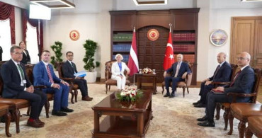 Tbmm başkanı kurtulmuş, letonya parlamentosu başkanı mieria ile görüştü