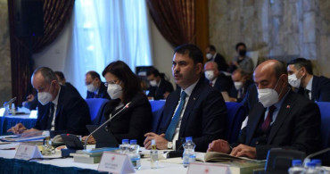 TBMM Plan ve Bütçe Komisyonu Toplantısına Katılan Bakan Kurum, CHP'nin Suçlamasına Cevap Verdi