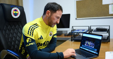 Tedesco, Anadolu Ajansı'nın 'Yılın Kareleri' Oylamasına Katıldı