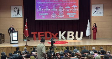 TEDx Karabük Üniversitesi 2026'da Geleceğin Temaları Konuşuldu