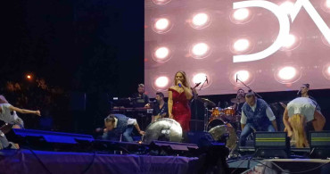 Tekirdağ Kiraz Festivali'nde Sakiler ve Demet Akalın coşkusu