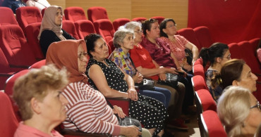 Tekirdağ'da Kadın Sağlığına Bütüncül Yaklaşım Semineri Düzenlendi