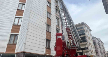 Tekirdağ'da Yangında Yaralanan Özel İhtiyaç Sahibi Çocuk Gözyaşlarına Boğuldu
