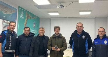 Tekirdağ'da Yanlışlıkla Çöpe Atılan Cüzdan Sahibine Ulaştırıldı