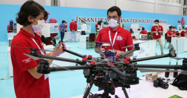 TEKNOFEST’te İki Kardeş Mayınları Bulup İmha Eden Drone Tanıttı