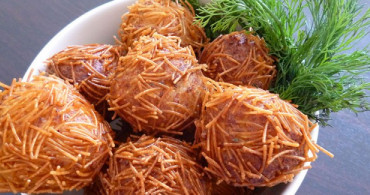 Tel Şehriyeli Patates Köftesi Tarifi
