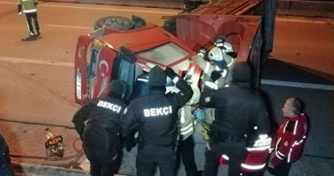 TEM Otoyolunda Kaza: 2 Ağır Yaralı