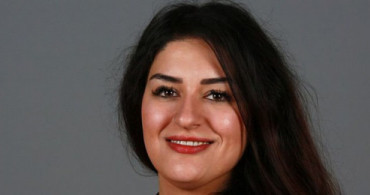 Terör Örgütü PKK'nın Bayrağını Paylaşan Sol Partili Cansu Özdemir Yargılanacak