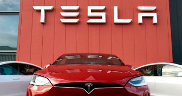 Tesla Model 3, 'Altın Direksiyon Ödülü'nü Kazandı
