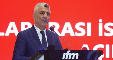 Ticaret Bakanı Bolat, İstanbul Mobilya Fuarı'nda Mobilya Sektörünün Geleceğini Değerlendirdi