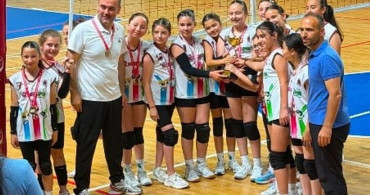 Tki tavşanlı linyitspor'un mini kız voleybol başarısı