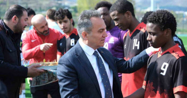 Tokat'ta Gençler İçin Futbol Turnuvası Düzenlendi
