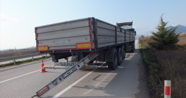 Tokat'ta Otomobil ile Tır Çarpıştı: 2 Yaralı