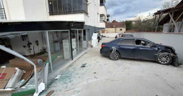 Tokat'ta Otomobil Marketi Vurdu: İki Yaralı